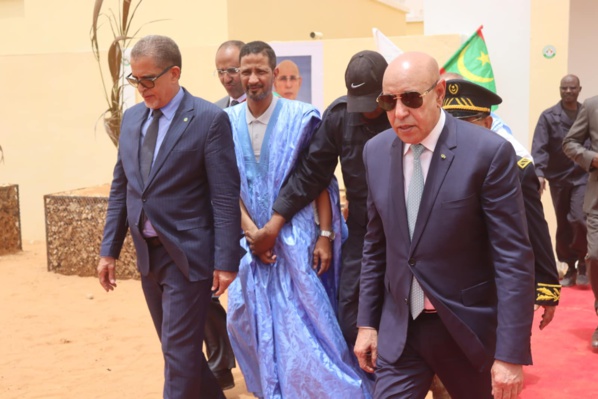 Assaba : Le Président de la République visite les logements sociaux construits par TAAZOUR et assiste au lancement du programme pour l'emploi et  l'insertion socioéconomique des jeunes de Kiffa 