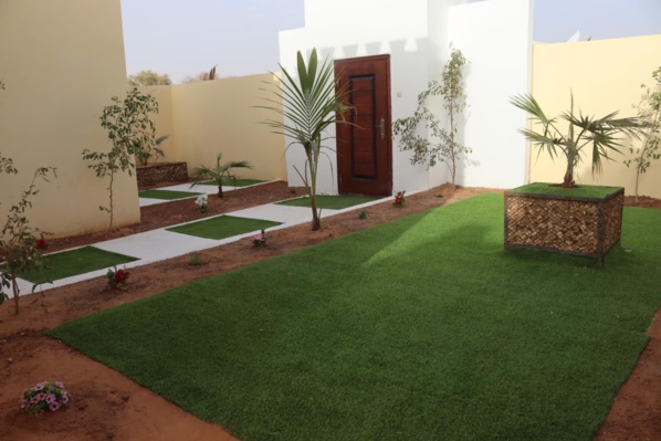 Assaba : Le Président de la République visite les logements sociaux construits par TAAZOUR et assiste au lancement du programme pour l'emploi et  l'insertion socioéconomique des jeunes de Kiffa  Assaba : Le Président de la République visite les logements sociaux construits par TAAZOUR et assiste au lancement du programme pour l'emploi et  l'insertion socioéconomique des jeunes de Kiffa