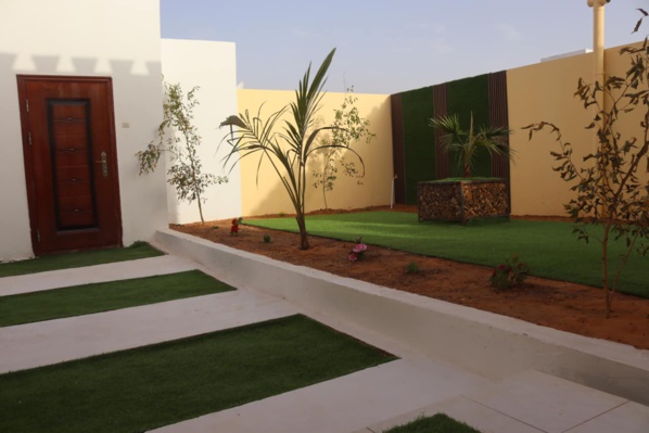 Assaba : Le Président de la République visite les logements sociaux construits par TAAZOUR et assiste au lancement du programme pour l'emploi et  l'insertion socioéconomique des jeunes de Kiffa  Assaba : Le Président de la République visite les logements sociaux construits par TAAZOUR et assiste au lancement du programme pour l'emploi et  l'insertion socioéconomique des jeunes de Kiffa