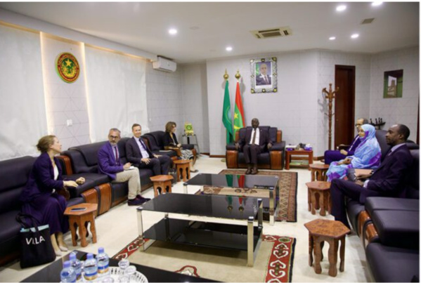 Le ministre des affaires Étrangères reçoit une délégation de l’UE Le ministre des affaires Étrangères reçoit une délégation de l’UE