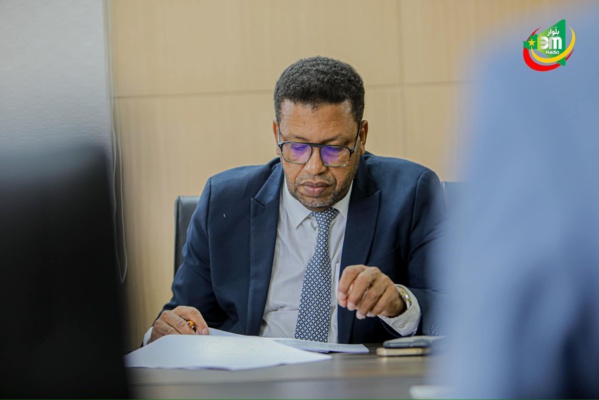 Le Délégué Général préside une réunion du comité d'administration de TAAZOUR Le Délégué Général préside une réunion du comité d'administration de TAAZOUR