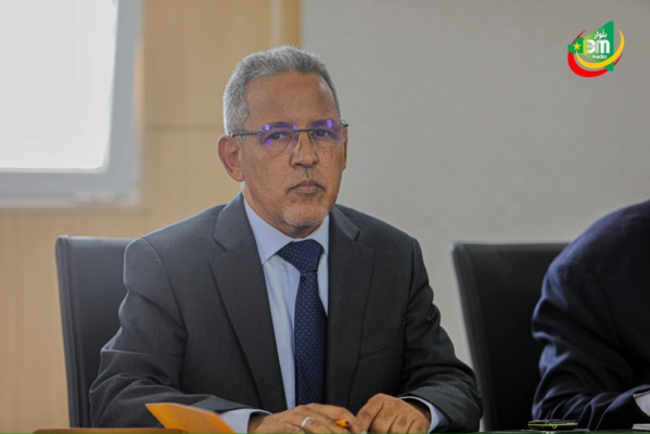 Le Délégué Général préside une réunion du comité d'administration de TAAZOUR Le Délégué Général préside une réunion du comité d'administration de TAAZOUR