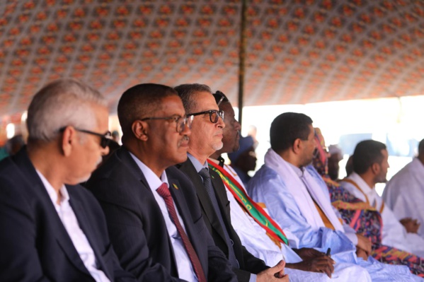 Le Délégué Général à Boutilimit : "Plus d'un million cinq cents mille compatriotes dans 8119 localités bénéficient des réalisations de TAAZOUR en toute transparence" Le Délégué Général à Boutilimit : "Plus d'un million cinq cents mille compatriotes dans 8119 localités bénéficient des réalisations de TAAZOUR en toute transparence"