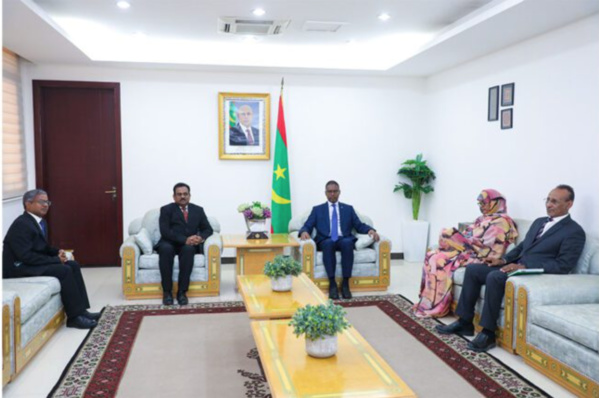 Le Premier ministre reçoit l’ambassadeur de l’Inde Le Premier ministre reçoit l’ambassadeur de l’Inde