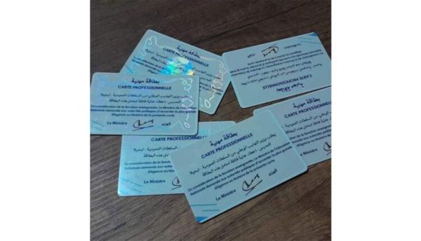 Nouvelles cartes professionnelles pour les enseignants
