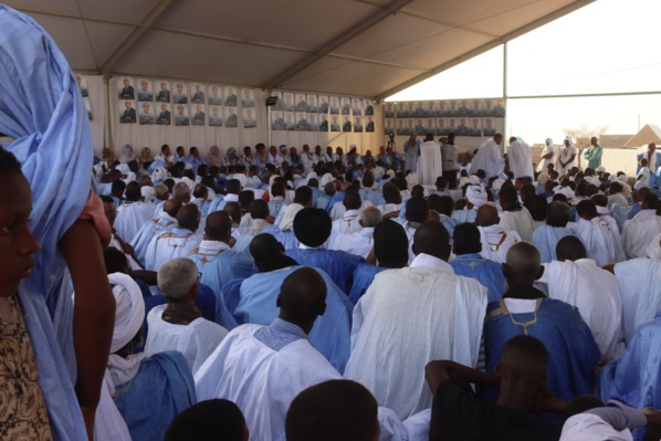 Photos : au profit de la campagne de Ghazouani au Tagant, le D.G de Taazour S.E Hamoud Ould M'Hamed a organisé une impressionnante manifestation politique Photos : au profit de la campagne de Ghazouani au Tagant, le D.G de Taazour S.E Hamoud Ould M'Hamed a organisé une impressionnante manifestation politique