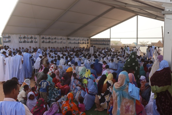 Photos : au profit de la campagne de Ghazouani au Tagant, le D.G de Taazour S.E Hamoud Ould M'Hamed a organisé une impressionnante manifestation politique Photos : au profit de la campagne de Ghazouani au Tagant, le D.G de Taazour S.E Hamoud Ould M'Hamed a organisé une impressionnante manifestation politique