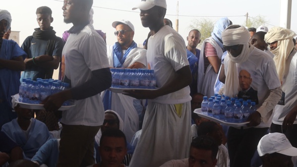 Photos : au profit de la campagne de Ghazouani au Tagant, le D.G de Taazour S.E Hamoud Ould M'Hamed a organisé une impressionnante manifestation politique Photos : au profit de la campagne de Ghazouani au Tagant, le D.G de Taazour S.E Hamoud Ould M'Hamed a organisé une impressionnante manifestation politique