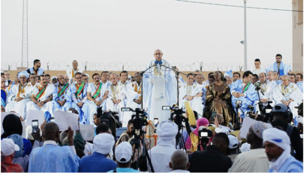 Présidentielle 2024 : Le candidat Mohamed Ould Cheikh El-Ghazouani présente son programme électoral à Akjoujt. Présidentielle 2024 : Le candidat Mohamed Ould Cheikh El-Ghazouani présente son programme électoral à Akjoujt.