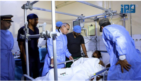 Le Ministre de l’Intérieur s’enquiert de l’état de santé des membres des Forces Armées et de Sécurité à l’Hôpital Militaire et au Centre de Santé de la Garde Nationale Le Ministre de l’Intérieur s’enquiert de l’état de santé des membres des Forces Armées et de Sécurité à l’Hôpital Militaire et au Centre de Santé de la Garde Nationale