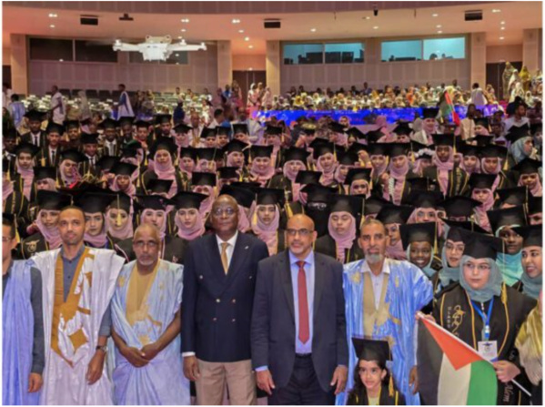 La direction du port de Tanit supervise la sortie de la 4eme promotion des spécialités professionnelles à la faculté des sciences juridiques et économiques La direction du port de Tanit supervise la sortie de la 4eme promotion des spécialités professionnelles à la faculté des sciences juridiques et économiques