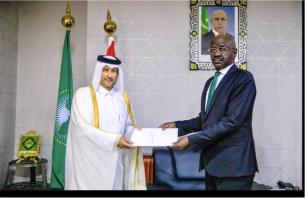 Le ministre des Affaires étrangères reçoit une copie figurée des lettres de créance du nouvel ambassadeur du Qatar Le ministre des Affaires étrangères reçoit une copie figurée des lettres de créance du nouvel ambassadeur du Qatar
