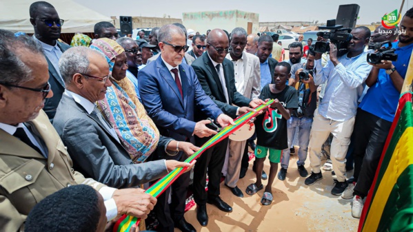 Après comme avant l'élection présidentielle, Taazour toujours en 1ère ligne pour concrétiser les engagements de S.E le Président de la République contre l'exclusion au nom de la solidarité nationale Après comme avant l'élection présidentielle, Taazour toujours en 1ère ligne pour concrétiser les engagements de S.E le Président de la République contre l'exclusion au nom de la solidarité nationale
