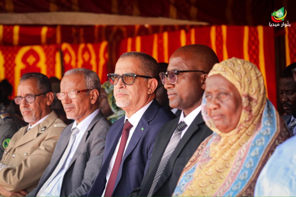 Après comme avant l'élection présidentielle, Taazour toujours en 1ère ligne pour concrétiser les engagements de S.E le Président de la République contre l'exclusion au nom de la solidarité nationale Après comme avant l'élection présidentielle, Taazour toujours en 1ère ligne pour concrétiser les engagements de S.E le Président de la République contre l'exclusion au nom de la solidarité nationale