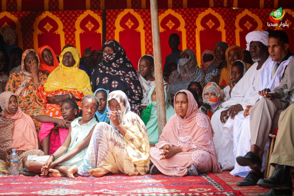 Après comme avant l'élection présidentielle, Taazour toujours en 1ère ligne pour concrétiser les engagements de S.E le Président de la République contre l'exclusion au nom de la solidarité nationale Après comme avant l'élection présidentielle, Taazour toujours en 1ère ligne pour concrétiser les engagements de S.E le Président de la République contre l'exclusion au nom de la solidarité nationale