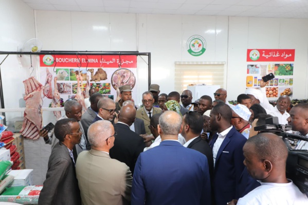 Après comme avant l'élection présidentielle, Taazour toujours en 1ère ligne pour concrétiser les engagements de S.E le Président de la République contre l'exclusion au nom de la solidarité nationale Après comme avant l'élection présidentielle, Taazour toujours en 1ère ligne pour concrétiser les engagements de S.E le Président de la République contre l'exclusion au nom de la solidarité nationale