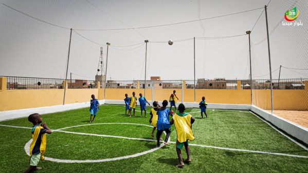 Après comme avant l'élection présidentielle, Taazour toujours en 1ère ligne pour concrétiser les engagements de S.E le Président de la République contre l'exclusion au nom de la solidarité nationale Après comme avant l'élection présidentielle, Taazour toujours en 1ère ligne pour concrétiser les engagements de S.E le Président de la République contre l'exclusion au nom de la solidarité nationale