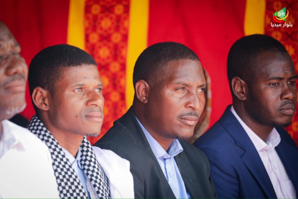 Après comme avant l'élection présidentielle, Taazour toujours en 1ère ligne pour concrétiser les engagements de S.E le Président de la République contre l'exclusion au nom de la solidarité nationale Après comme avant l'élection présidentielle, Taazour toujours en 1ère ligne pour concrétiser les engagements de S.E le Président de la République contre l'exclusion au nom de la solidarité nationale