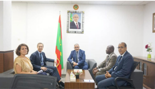 Le ministre de l’Equipement reçoit l’ambassadeur, délégué de l’UE en Mauritanie Le ministre de l’Equipement reçoit l’ambassadeur, délégué de l’UE en Mauritanie
