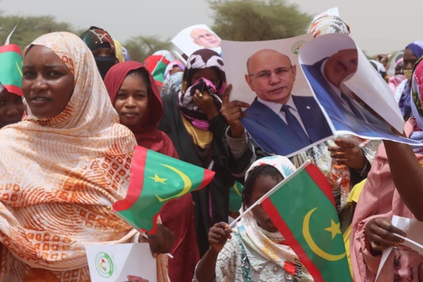 Taazour au Trarza : inauguration et lancement de plusieurs projets de développement par le Délégué Général S.E Hamoud Ould M'Hamed Taazour au Trarza : inauguration et lancement de plusieurs projets de développement par le Délégué Général S.E Hamoud Ould M'Hamed