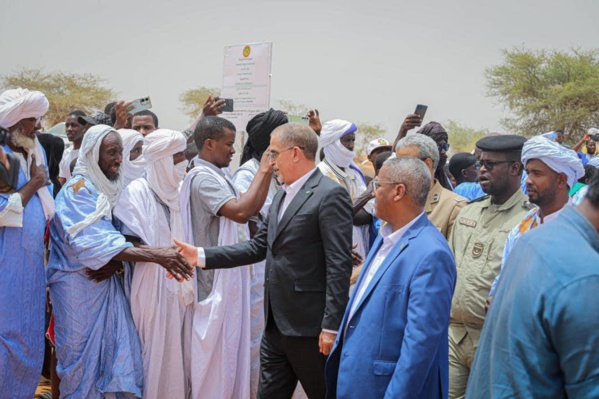 Taazour au Trarza : inauguration et lancement de plusieurs projets de développement par le Délégué Général S.E Hamoud Ould M'Hamed Taazour au Trarza : inauguration et lancement de plusieurs projets de développement par le Délégué Général S.E Hamoud Ould M'Hamed