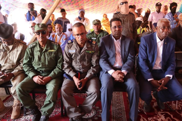 Au coeur de l'Aftout, le Délégué Général de TAAZOUR inaugure et lance d'importants agricoles et éducatifs Au coeur de l'Aftout, le Délégué Général de TAAZOUR inaugure et lance d'importants agricoles et éducatifs