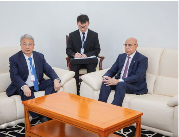 Le Président de la République rencontre la délégation chinoise participant à la cérémonie d’investiture Le Président de la République rencontre la délégation chinoise participant à la cérémonie d’investiture