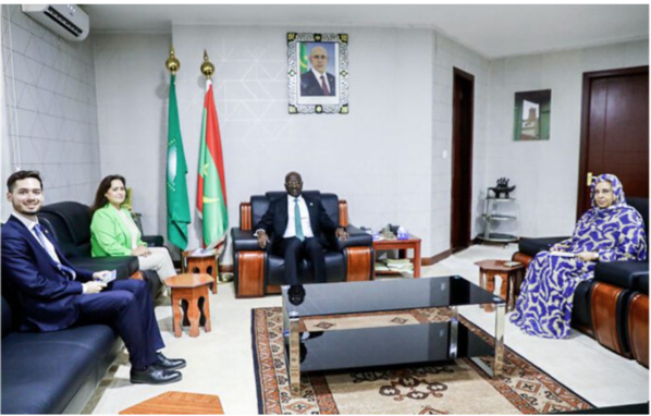 Le ministre des Affaires étrangères reçoit l’ambassadrice d’Espagne Le ministre des Affaires étrangères reçoit l’ambassadrice d’Espagne