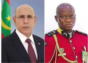 Le Président de la République félicite le Président du Gabon