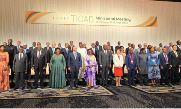 Le ministre des Affaires étrangères préside la réunion ministérielle de la Conférence internationale de Tokyo sur le développement en Afrique (TICAD) avec son homologue japonaise Le ministre des Affaires étrangères préside la réunion ministérielle de la Conférence internationale de Tokyo sur le développement en Afrique (TICAD) avec son homologue japonaise