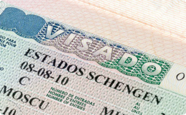 Un visa de transit désormais obligatoire pour les mauritaniens dans les aéroports espagnols Un visa de transit désormais obligatoire pour les mauritaniens dans les aéroports espagnols