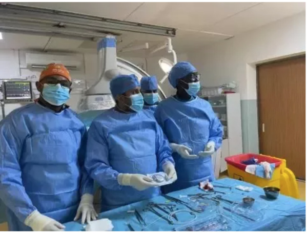 Inédit... des médecins sauvent une victime d’un arrêt cardiaque soudain Inédit... des médecins sauvent une victime d’un arrêt cardiaque soudain
