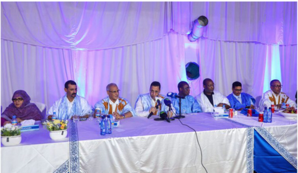 Le Premier ministre offre un dîner en l’honneur des députés de l’Assemblée nationale Le Premier ministre offre un dîner en l’honneur des députés de l’Assemblée nationale