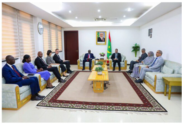 Le Premier ministre rencontre une délégation du Groupe de la Banque mondiale Le Premier ministre rencontre une délégation du Groupe de la Banque mondiale