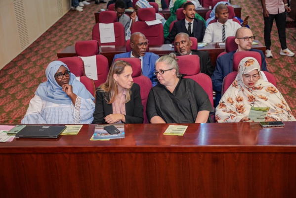 Taazour lance un programme de transferts monétaires au profit de 140.297 familles nécessiteuses Taazour lance un programme de transferts monétaires au profit de 140.297 familles nécessiteuses
