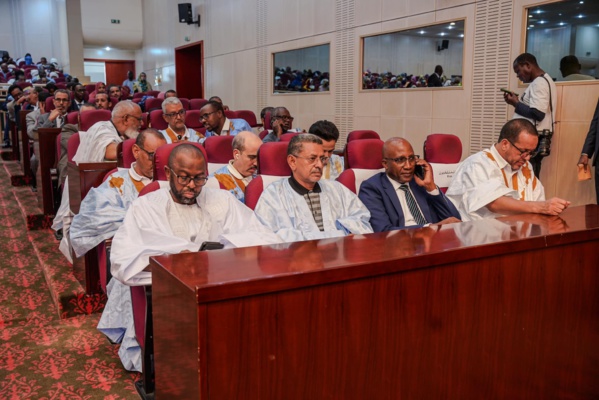 Taazour lance un programme de transferts monétaires au profit de 140.297 familles nécessiteuses Taazour lance un programme de transferts monétaires au profit de 140.297 familles nécessiteuses