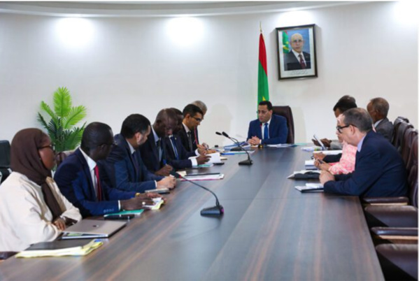 Le Premier ministre préside une réunion du comité ministériel chargé de l’examen des demandes de conventions d’établissement Le Premier ministre préside une réunion du comité ministériel chargé de l’examen des demandes de conventions d’établissement