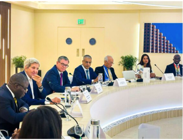 Le ministre du Pétrole et de l’Énergie participe à une table-ronde sur la sécurisation du financement de la transition énergétique Le ministre du Pétrole et de l’Énergie participe à une table-ronde sur la sécurisation du financement de la transition énergétique