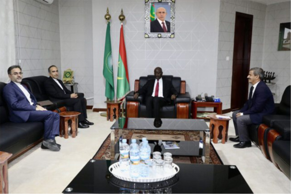 Le ministre des Affaires étrangères reçoit l’ambassadeur d’Iran Le ministre des Affaires étrangères reçoit l’ambassadeur d’Iran