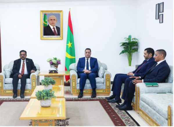 Le Premier ministre reçoit l’ambassadeur de l’Inde Le Premier ministre reçoit l’ambassadeur de l’Inde