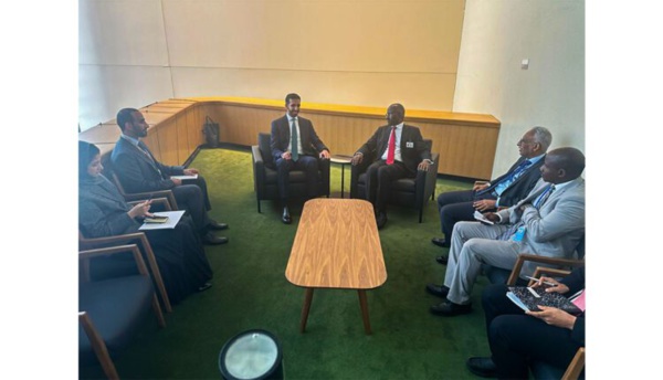 Le ministre des Affaires étrangères rencontre le ministre d’État aux Affaires étrangères des Émirats arabes unis Le ministre des Affaires étrangères rencontre le ministre d’État aux Affaires étrangères des Émirats arabes unis