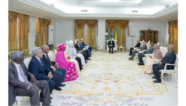 Le Président de la République reçoit le Président et les membres de la Commission électorale indépendante Le Président de la République reçoit le Président et les membres de la Commission électorale indépendante