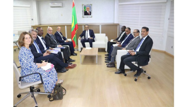 Le ministre de l’énergie et du pétrole reçoit l’ambassadeur de France Le ministre de l’énergie et du pétrole reçoit l’ambassadeur de France