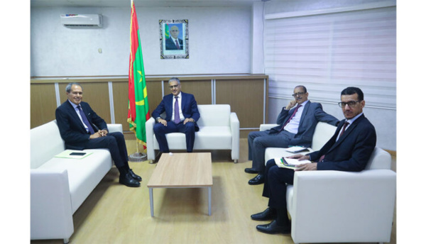 Le ministre de l’énergie et du pétrole reçoit l’ambassadeur du Maroc Le ministre de l’énergie et du pétrole reçoit l’ambassadeur du Maroc