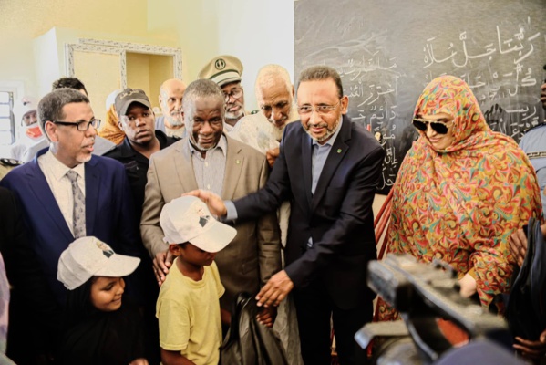 TAAZOUR organise une journée volontaire pour nettoyer les écoles et distribuer des trousses scolaires TAAZOUR organise une journée volontaire pour nettoyer les écoles et distribuer des trousses scolaires
