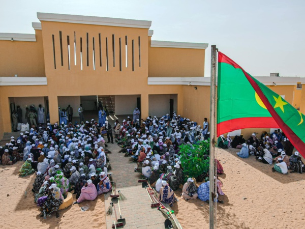 TAAZOUR organise une journée volontaire pour nettoyer les écoles et distribuer des trousses scolaires TAAZOUR organise une journée volontaire pour nettoyer les écoles et distribuer des trousses scolaires
