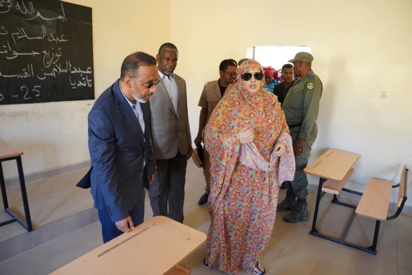 TAAZOUR organise une journée volontaire pour nettoyer les écoles et distribuer des trousses scolaires TAAZOUR organise une journée volontaire pour nettoyer les écoles et distribuer des trousses scolaires