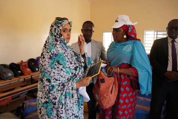 TAAZOUR organise une journée volontaire pour nettoyer les écoles et distribuer des trousses scolaires TAAZOUR organise une journée volontaire pour nettoyer les écoles et distribuer des trousses scolaires