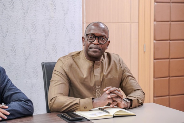 Le délégué général à TAAZOUR tient une séance de travail avec le coordinateur résident du PNUD Le délégué général à TAAZOUR tient une séance de travail avec le coordinateur résident du PNUD