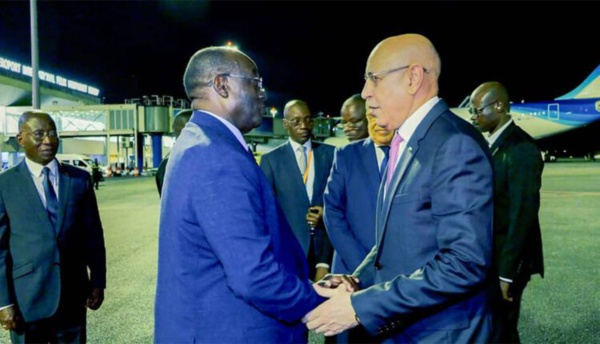 Arrivée du Président de la République à Abidjan Arrivée du Président de la République à Abidjan
